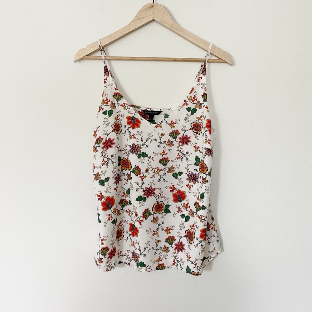 NWOT Banana Republic Cream Floral Camisole with Red, Green and Pink Flowers